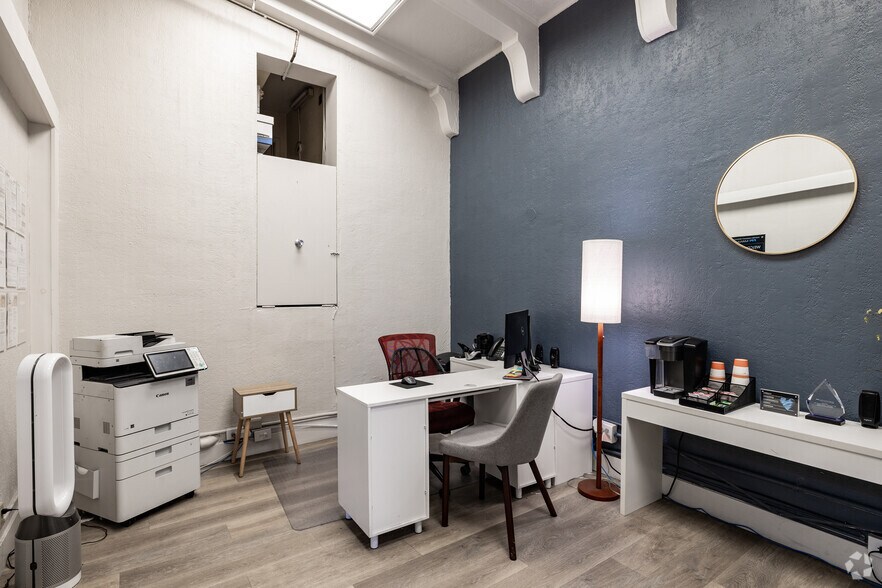 More Photos Of 5640 Santa Monica Blvd, Los Angeles Apartments For Sale