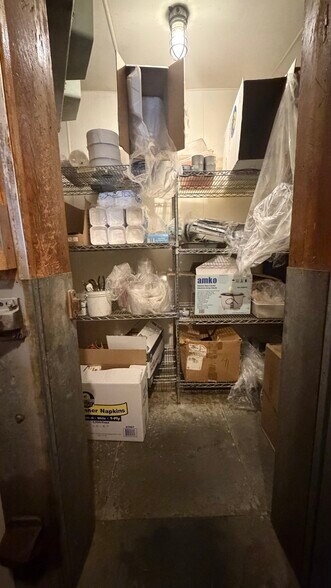 More Photos Of 4 Wheeler st, Lynn Restaurant For Lease