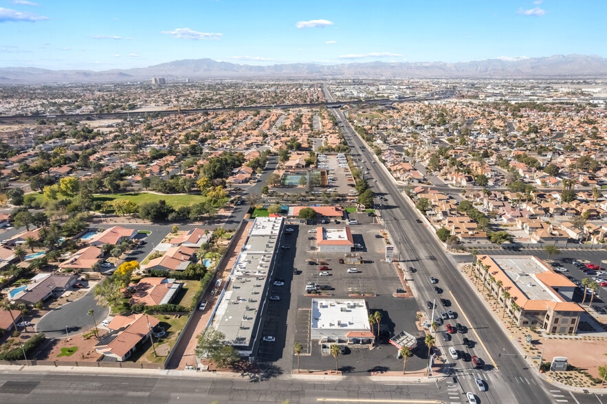 More Photos Of 1725 E Warm Springs Rd, Las Vegas Supermarket For Sale