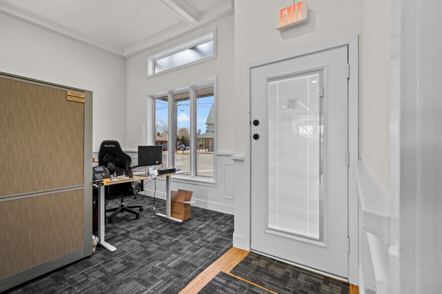 More Photos Of 215-225 N Main St, Mount Angel Freestanding For Lease