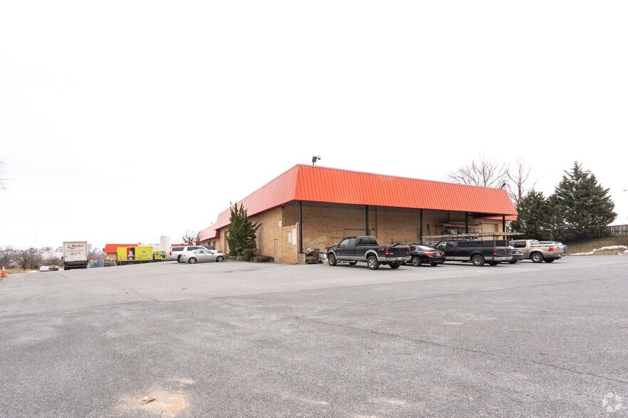 More Photos Of 1400-1464 Desoto Rd, Baltimore Warehouse For Lease