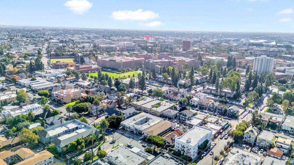 More Photos Of 1232 W 29th St, Los Angeles Apartments For Sale