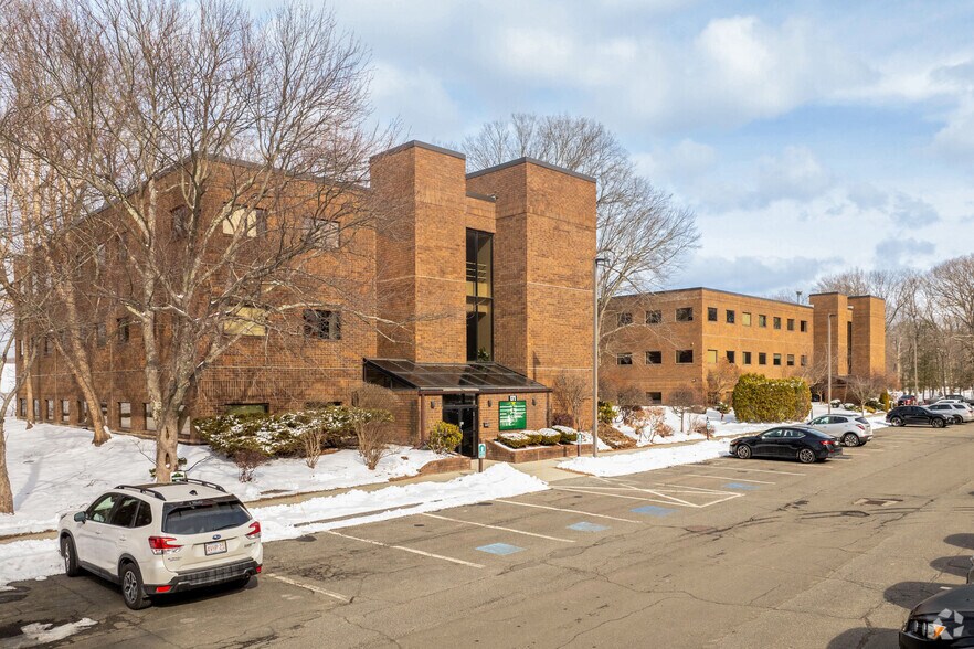 More Photos Of 167 Dwight Rd, Longmeadow Unknown For Lease