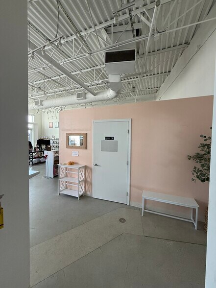More Photos Of 3550 W Lawrenceville St, Duluth General Retail For Lease