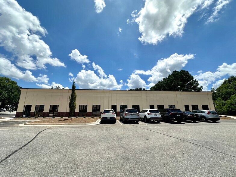 More Photos Of 5105 Jefferson Rd, Athens Medical For Lease