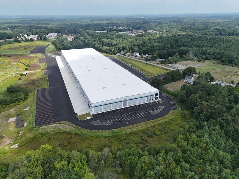 More Photos Of 21 Lincoln St, West Bridgewater Manufacturing For Lease