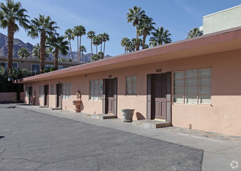 More Photos Of 1059-1063 N Palm Canyon Dr, Palm Springs Storefront For Sale