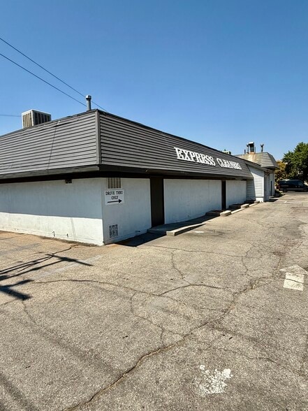 More Photos Of 2324 S Redwood Rd, Salt Lake City Restaurant For Sale