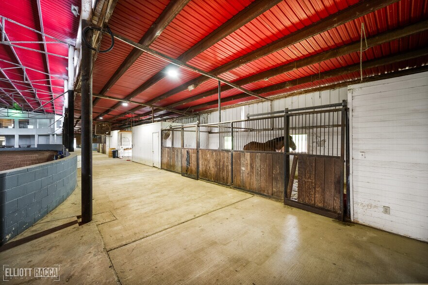 More Photos Of 1785 Old River Rd, Natchitoches Light Manufacturing For Sale