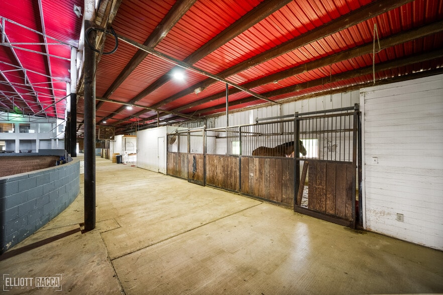 More Photos Of 1785 Old River Rd, Natchitoches Light Manufacturing For Sale