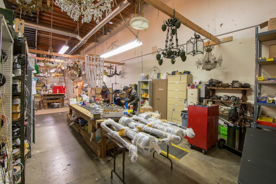 More Photos Of 654 Irwin St, San Rafael Service For Lease