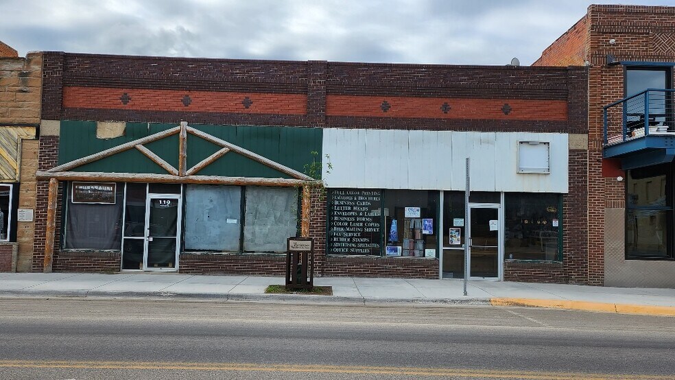 More Photos Of 121 W Main St, Lewistown Storefront Retail Office For Sale