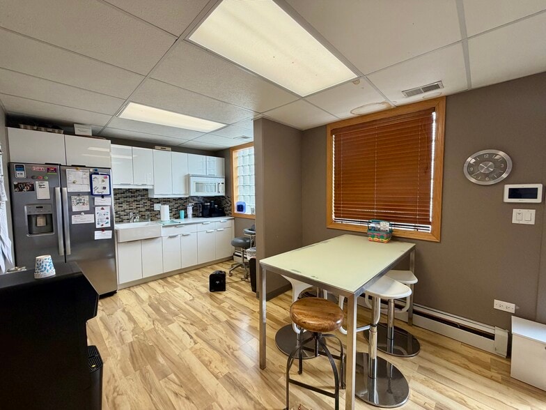 More Photos Of 134 W State St, Sycamore Office Residential For Sale