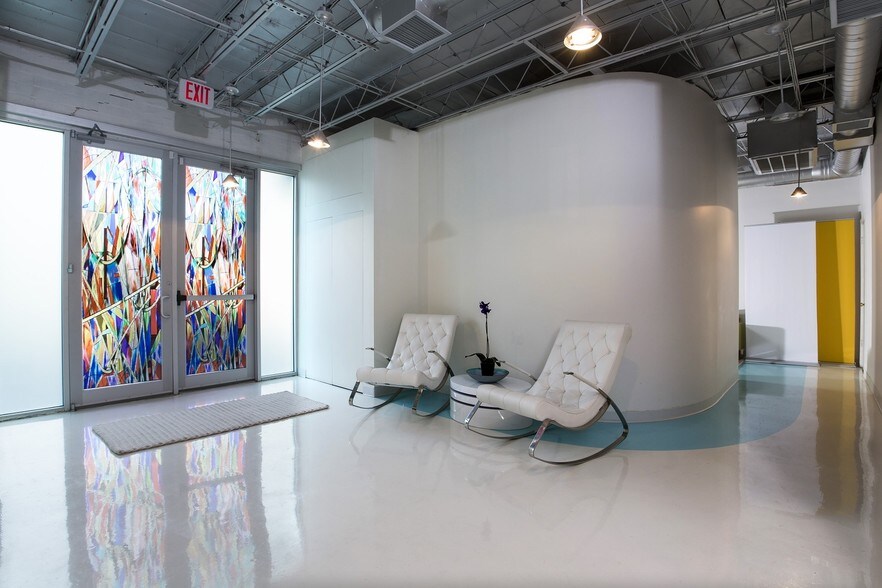 More Photos Of 3803 Bute St, Houston Storefront Retail Residential For Sale