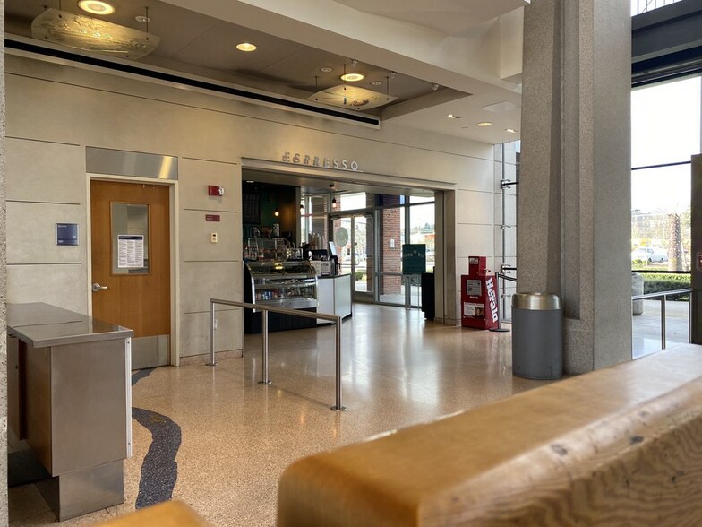 More Photos Of 3201 Smith Ave, Everett Office For Lease