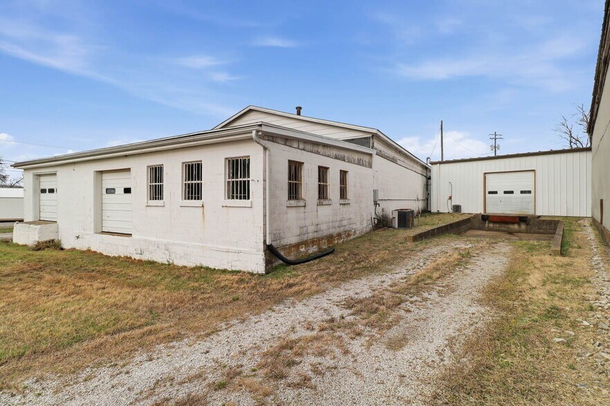 More Photos Of 500 E Main St, Lebanon Land For Sale