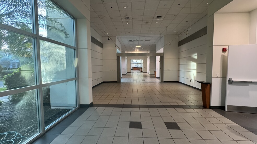 More Photos Of 2227 Welbilt Blvd, New Port Richey Office For Sale