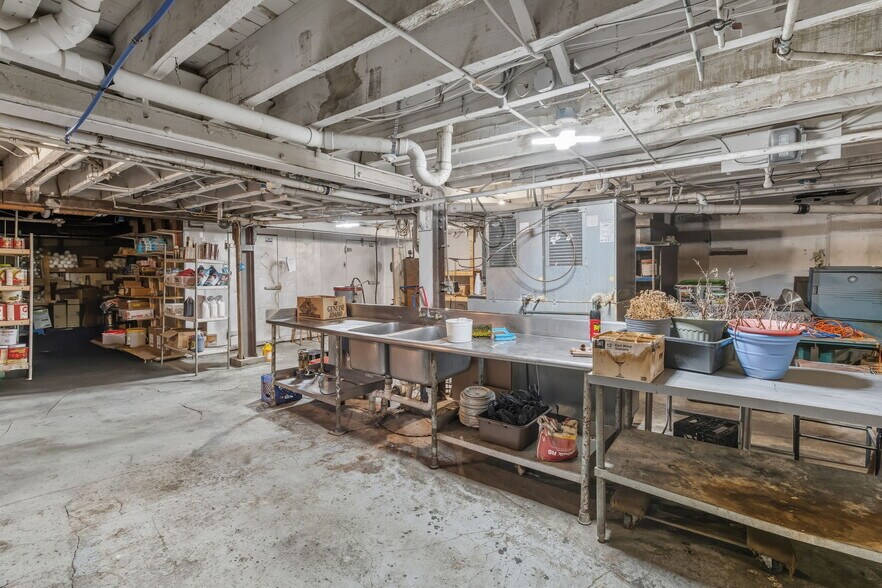 More Photos Of 6-8 Lake Shore Dr W, Dunkirk Freestanding For Sale