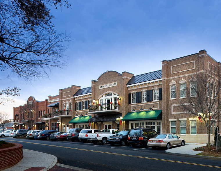 Primary Photo Of 3150-3160 Main St, Duluth Office For Lease