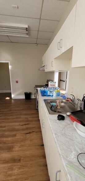 More Photos Of 501 Penn St, Reading Office For Sale