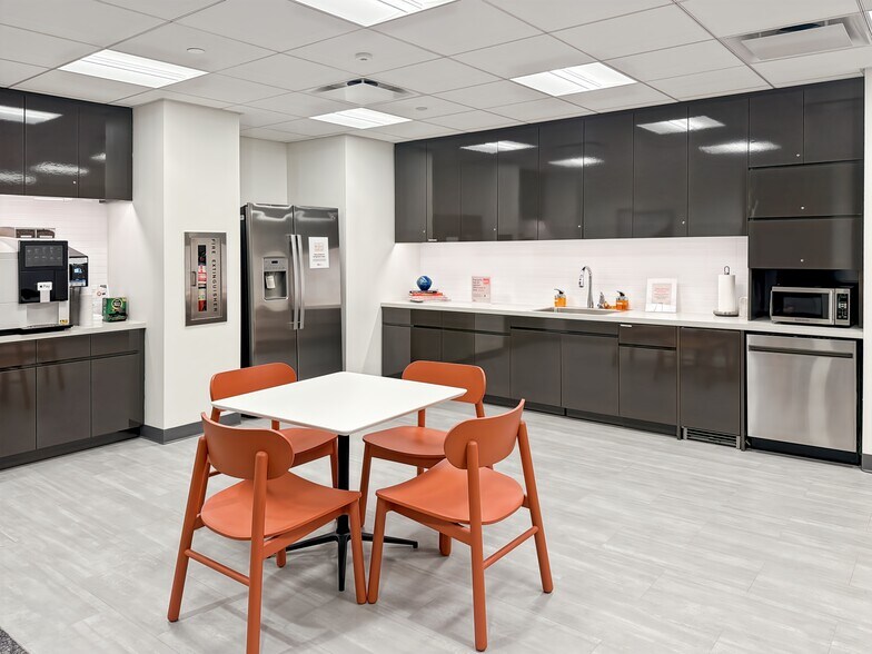 More Photos Of 14 Penn Plaza, New York Coworking Space