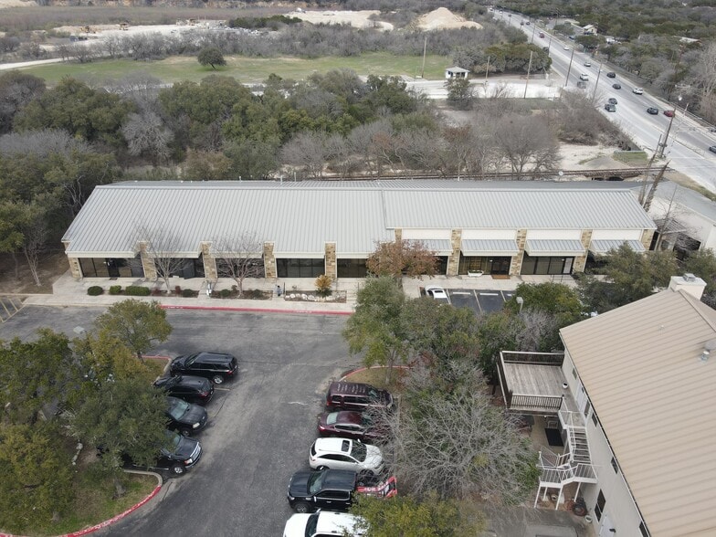 More Photos Of 12227 Huebner Rd, San Antonio Freestanding For Lease