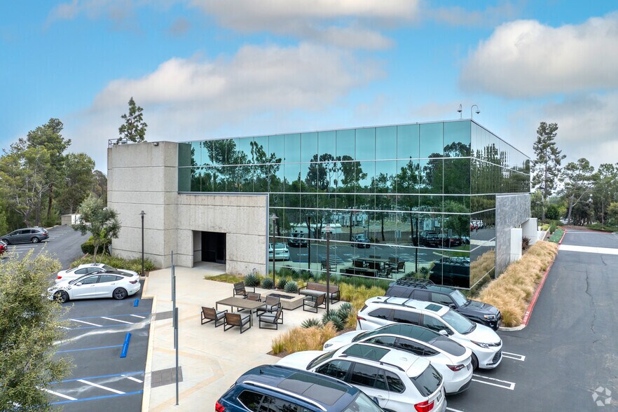 More Photos Of 15255 Innovation Dr, San Diego Office For Lease