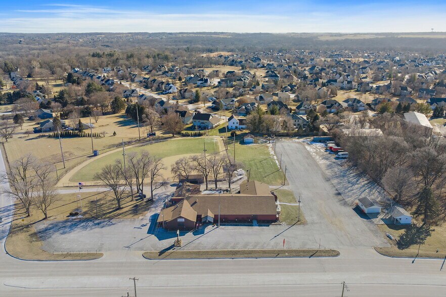 More Photos Of 9054 Veterans Pkwy, Yorkville Land For Sale