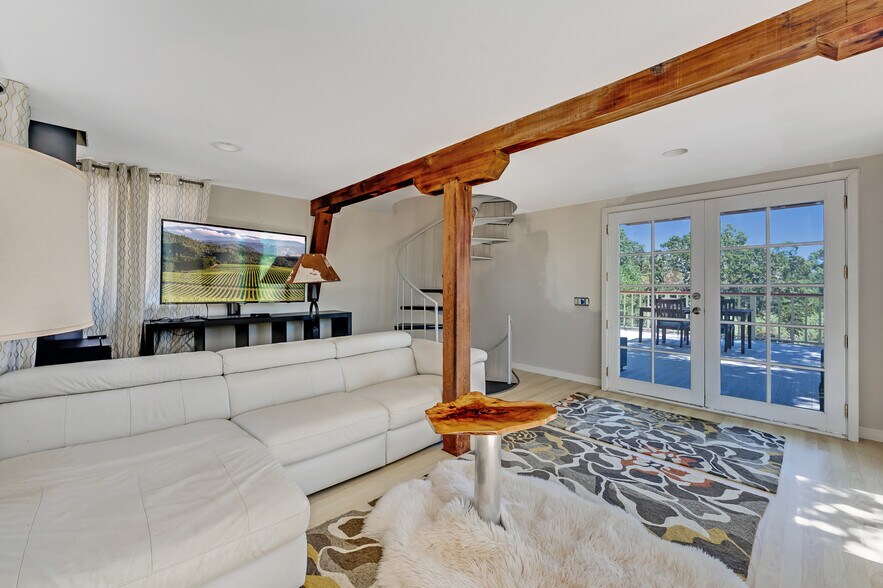 More Photos Of 125 Cristo Ln, Santa Rosa Specialty For Sale