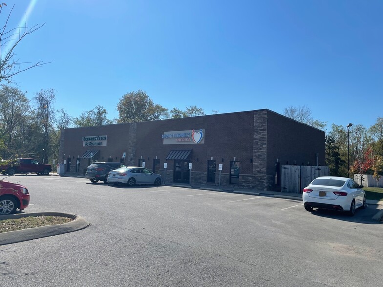 More Photos Of 116 Merchants Blvd, Clarksville General Retail For Lease