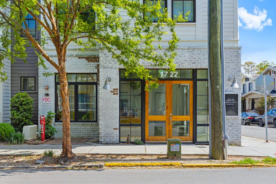 More Photos Of 1722 Habersham St, Savannah Restaurant For Lease