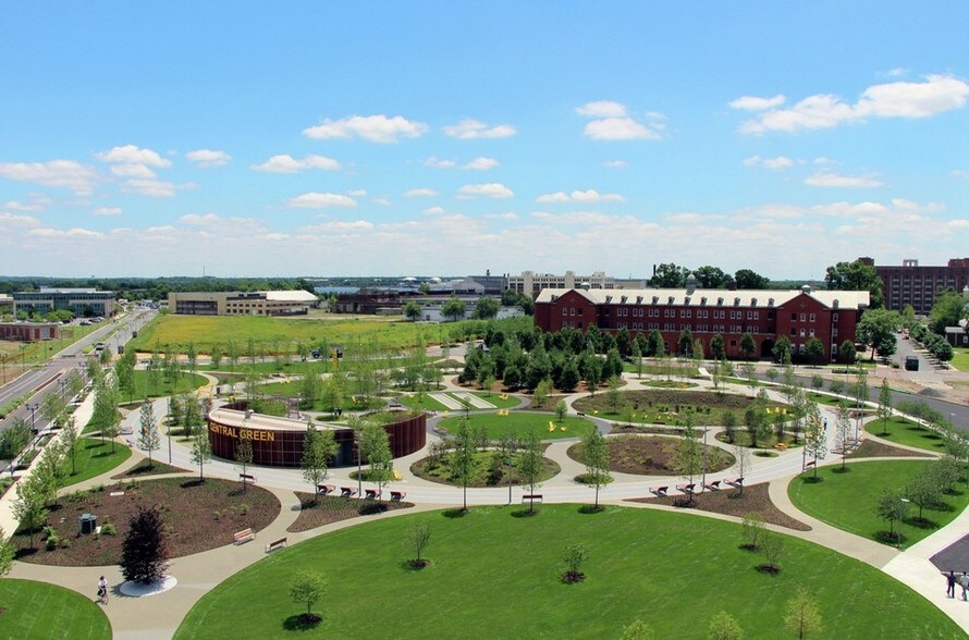 More Photos Of 4801 S Broad St, Philadelphia Office For Sale