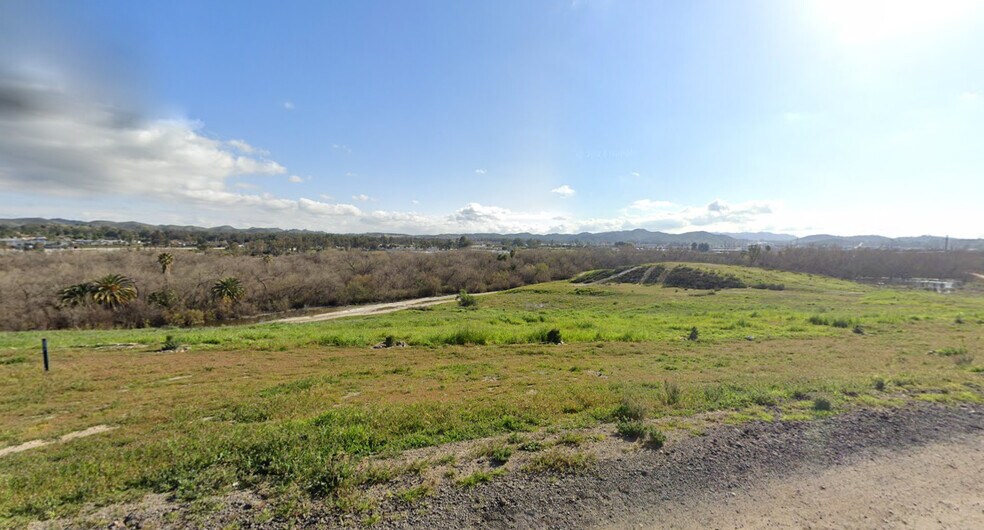 More Photos Of 17575 Baker Street, Lake Elsinore Land For Sale