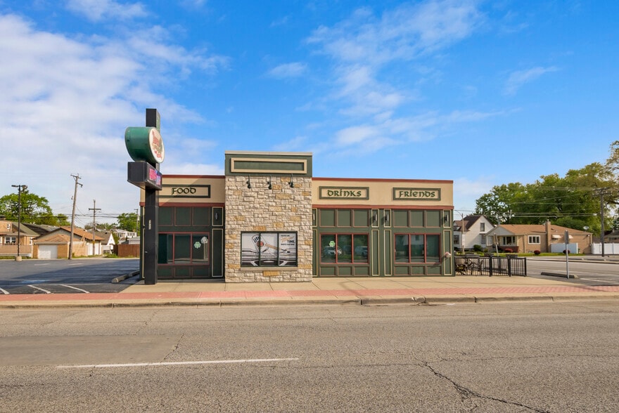 More Photos Of 3422 W 95th St, Evergreen Park Restaurant For Sale