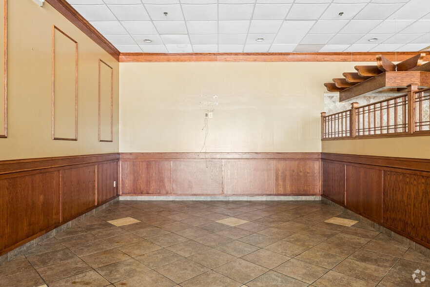 More Photos Of 521 Fletcher Dr, Warrenton Unknown For Lease