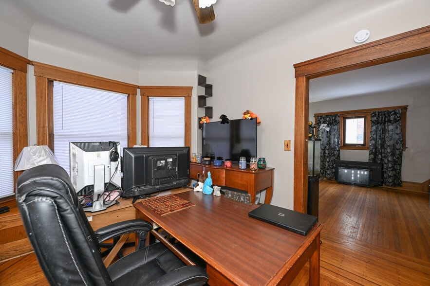 More Photos Of 2869 Hampshire Rd, Cleveland Heights Multifamily For Sale