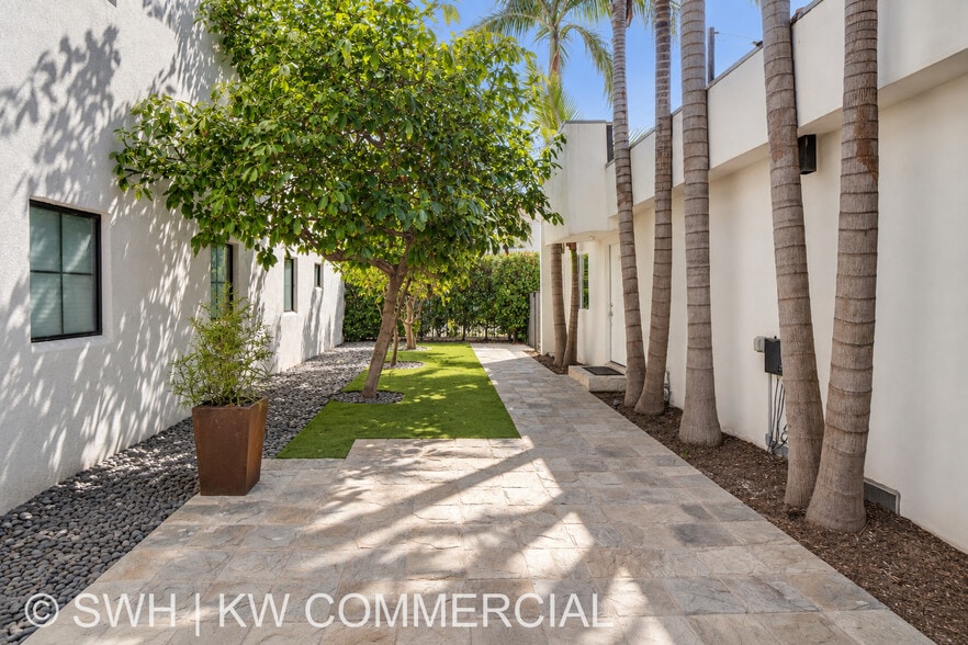 More Photos Of 137 Arena St, El Segundo Flex For Sale
