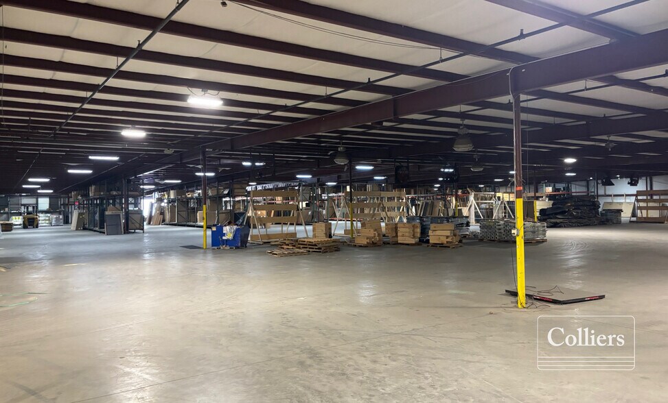 More Photos Of 4495 Batesburg Hwy, Saluda Distribution For Lease
