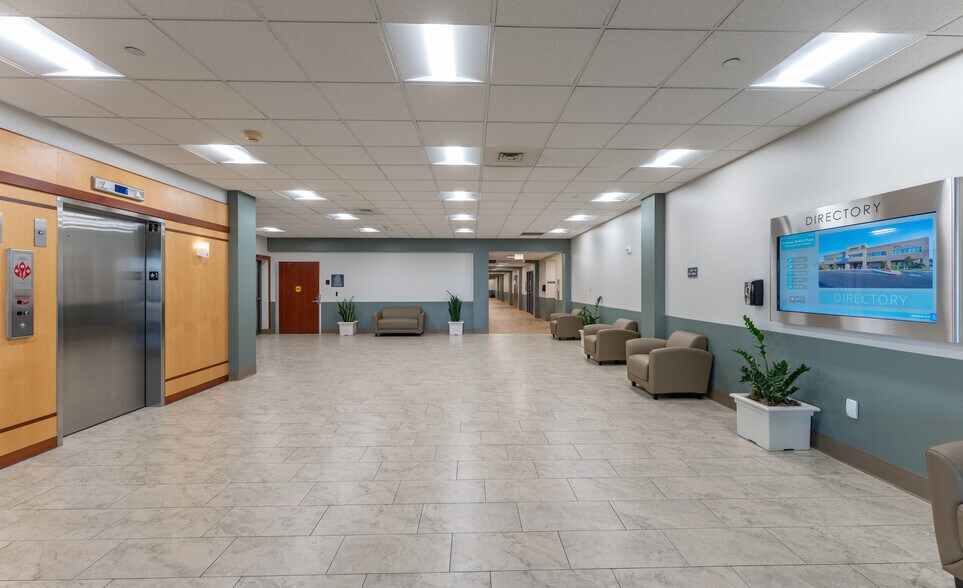More Photos Of 100 N Green Valley Pky, Henderson Medical For Lease