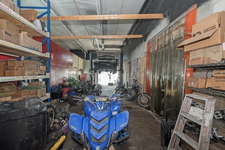 More Photos Of 14532 NW 26th Ave, Opa-locka Warehouse For Sale