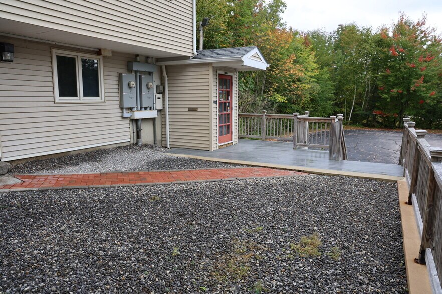 More Photos Of 807 NH-3A, Bow Light Manufacturing For Sale