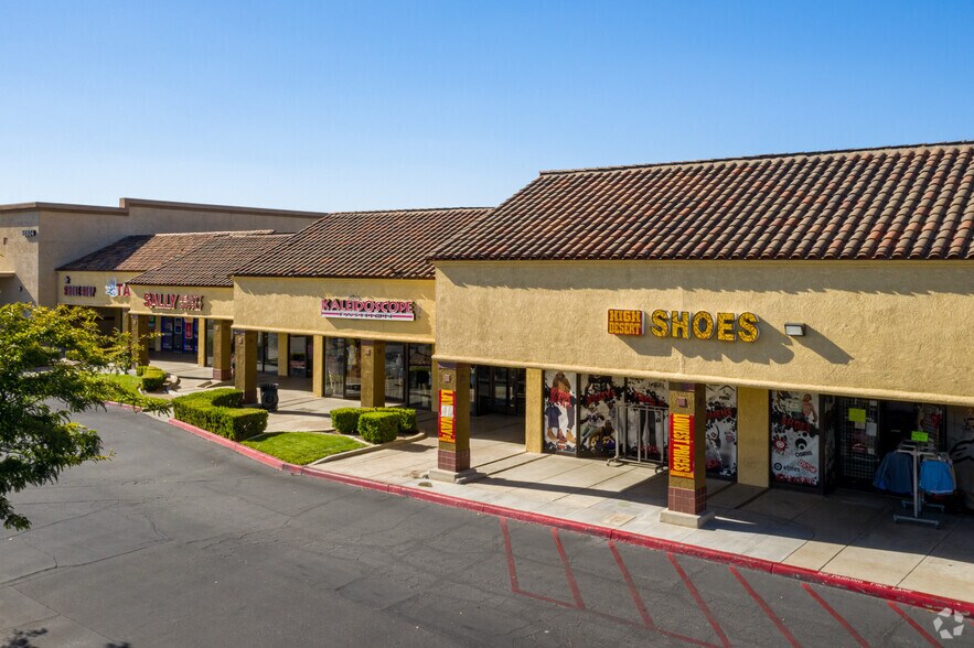 More Photos Of 16800-16988 Main St, Hesperia Unknown For Lease