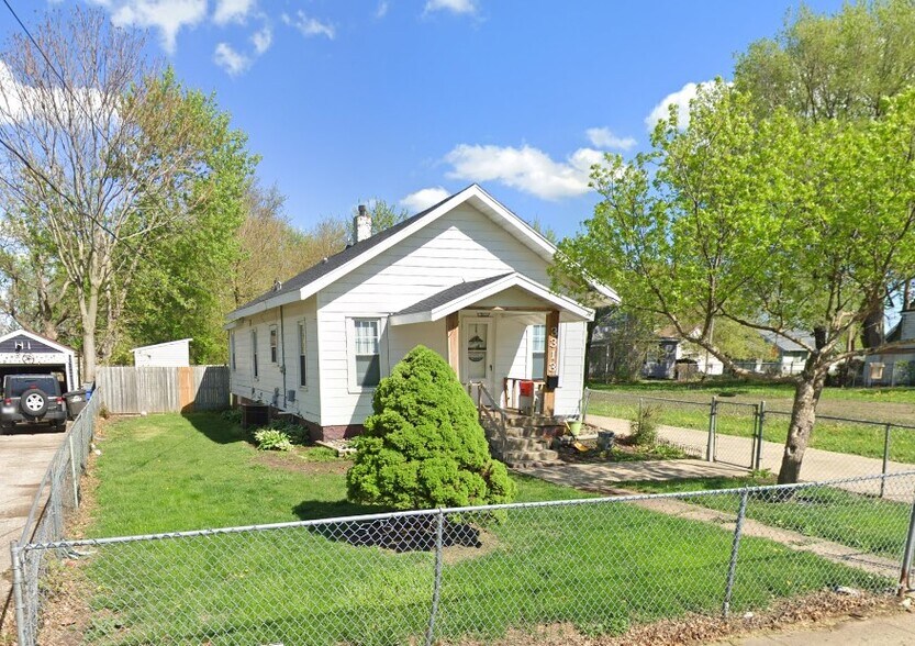 More Photos Of , Des Moines Multifamily For Sale