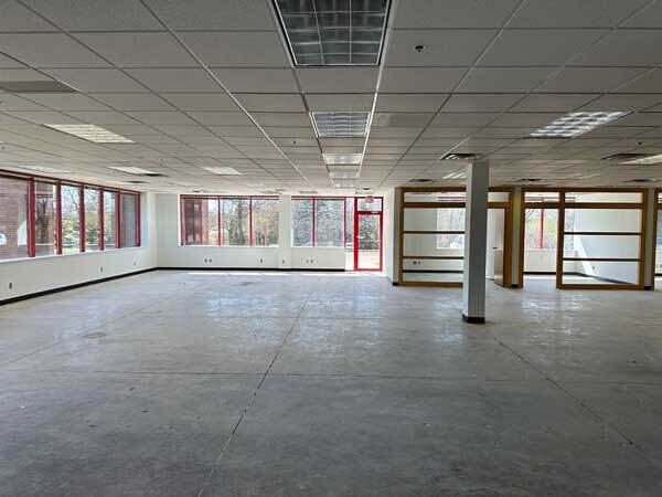 More Photos Of 10340 Viking Dr, Eden Prairie Showroom For Lease