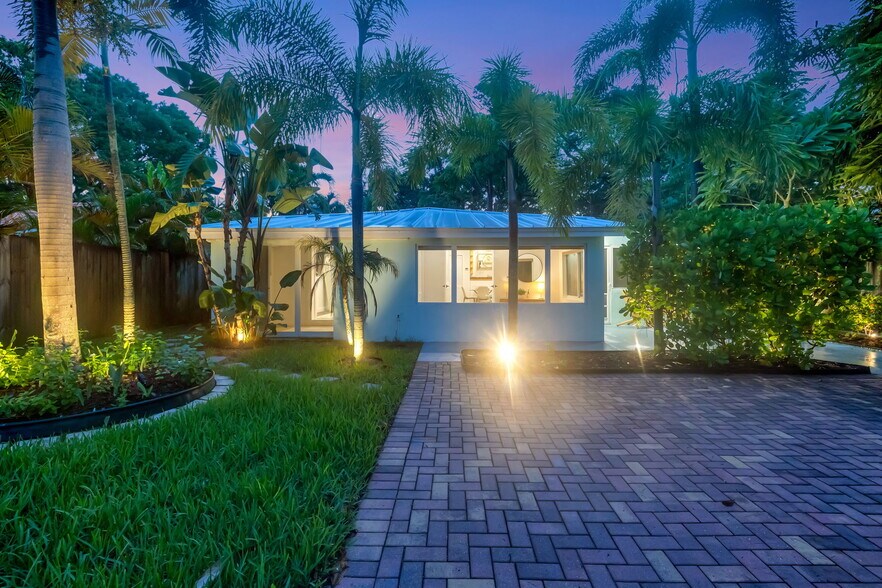 More Photos Of 1317 NE 1st Ave, Fort Lauderdale Multifamily For Sale