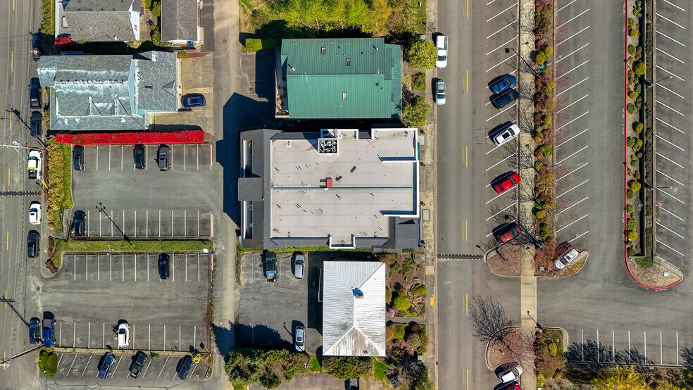 More Photos Of 716 3rd St, Mukilteo Apartments For Sale