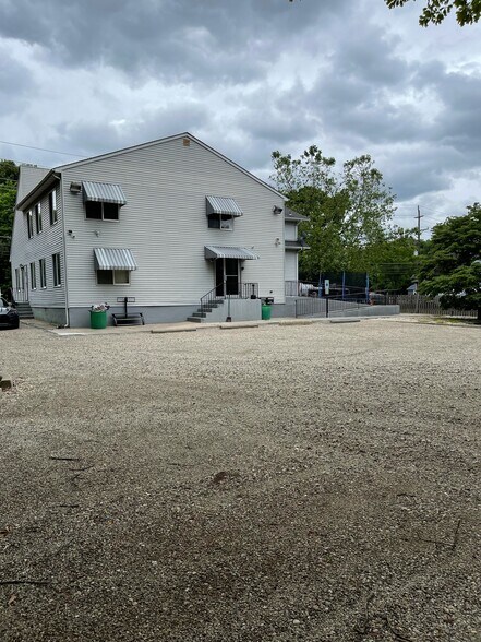 More Photos Of 2821 Haddonfield Rd, Pennsauken Office Residential For Lease