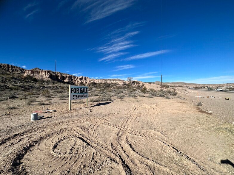 More Photos Of 220 La Guarda Ave, Williamsburg Land For Sale