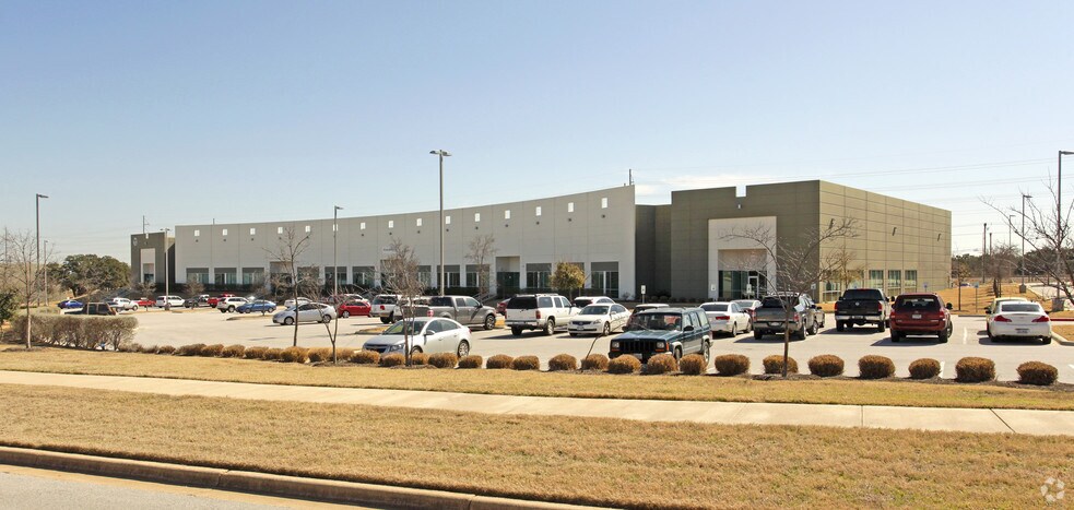 More Photos Of 9825 Spectrum Dr, Austin Light Distribution For Lease