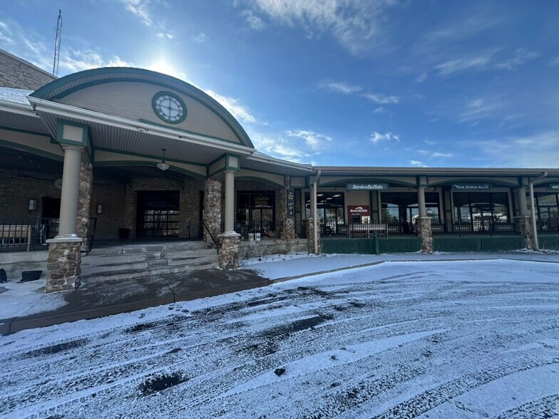 More Photos Of 638 Lake St, Wilson Freestanding For Lease